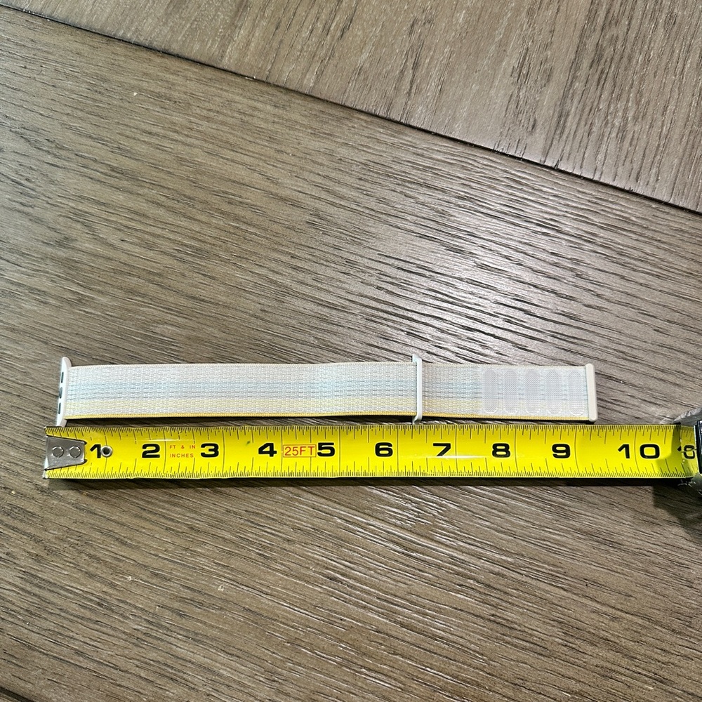 Apple Watch 45mm Starlight Sport Loop - Picture 9 of 9